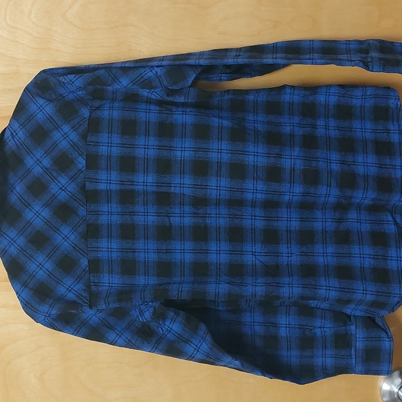 RED SNAP Size L flanel button down shirtSize L - Picture 2 of 3